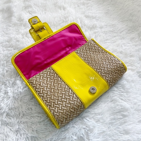 Chinese Laundry Yellow & Tan Clutch NWT - Picture 2 of 7